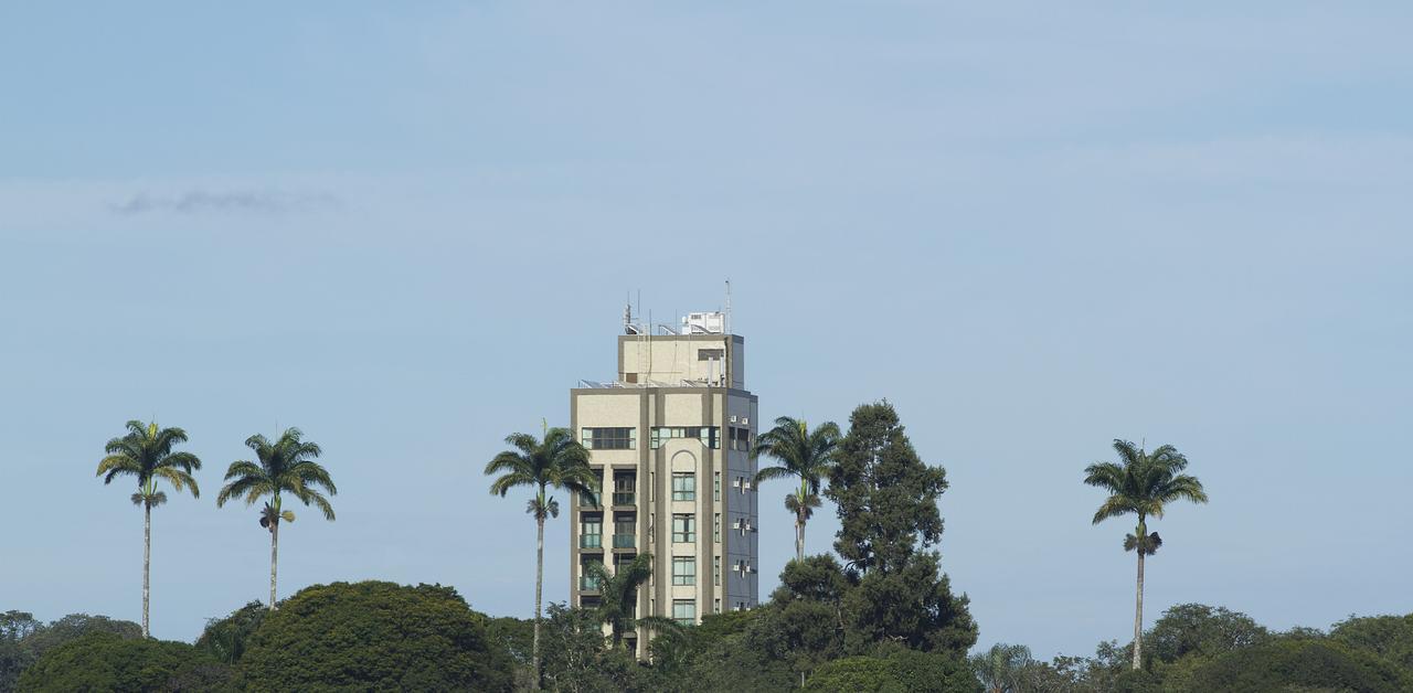 Serema Palace Hotel 라브라스 외부 사진